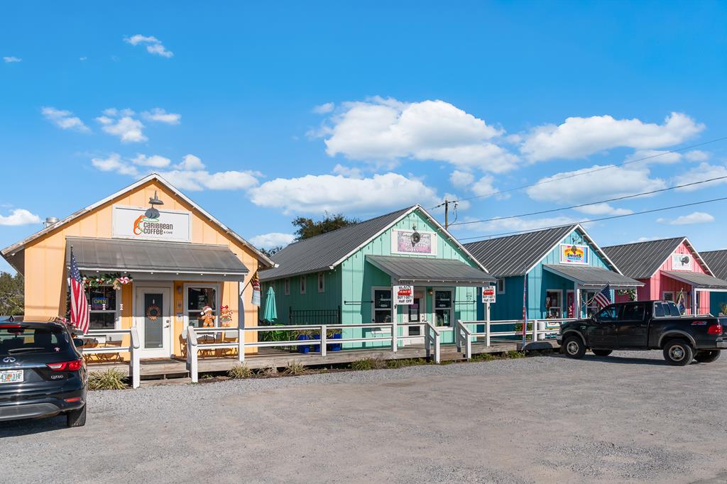 1120 15th St # f, 32456 Unit: 1-f