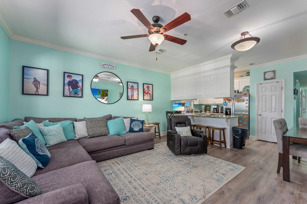 1120 15th St # f, 32456 Unit: 1-f