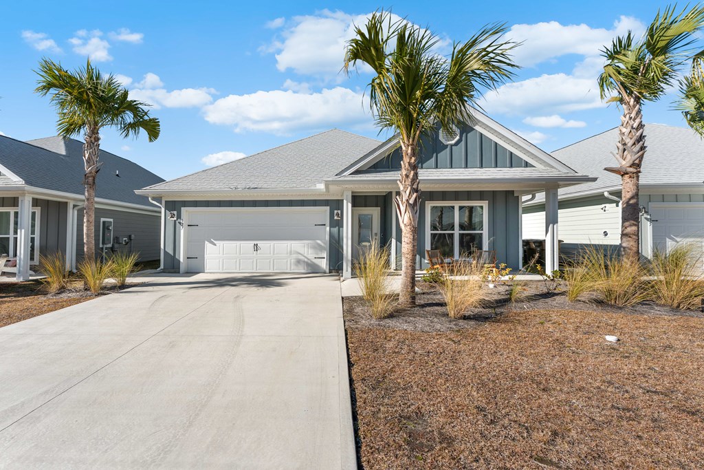 127 Needle Rush Dr, Port St. Joe 32456