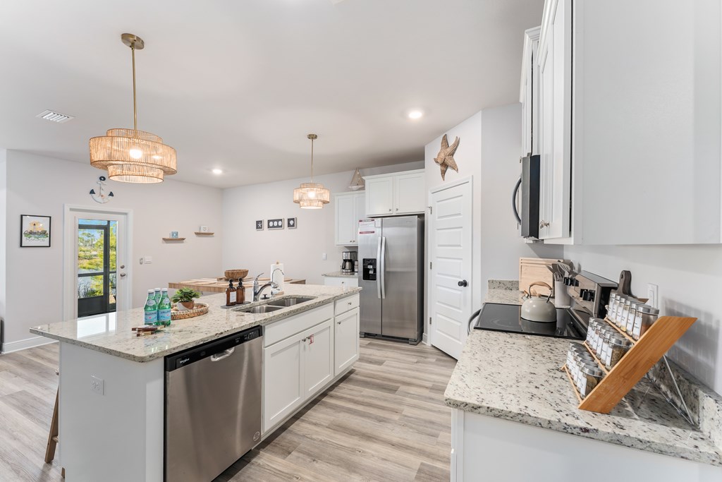 127 Needle Rush Dr, Port St. Joe 32456