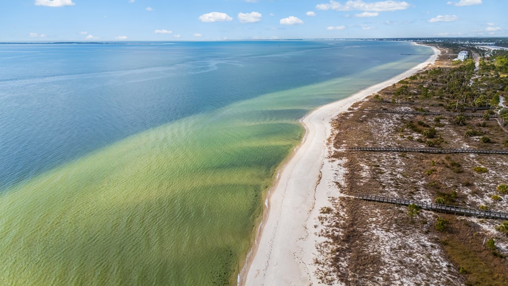 106 Whirlwind Ct, Port St. Joe 32456