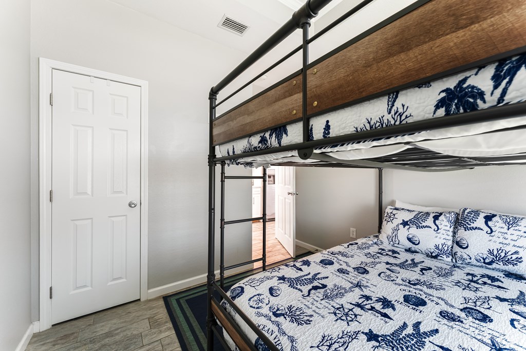 107 Ocean View Dr, 32456