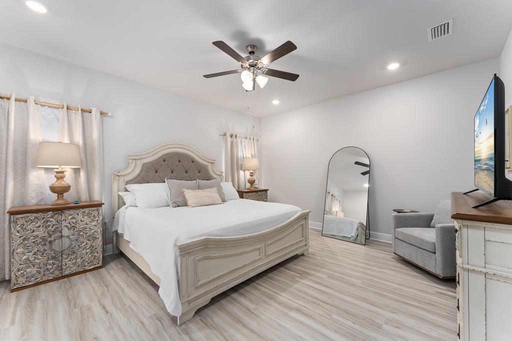 803 Backwater Rd, Port St. Joe 32456