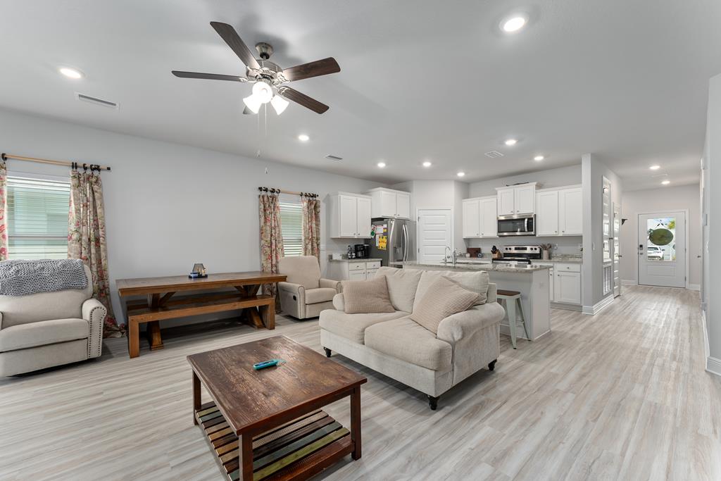 803 Backwater Rd, Port St. Joe 32456