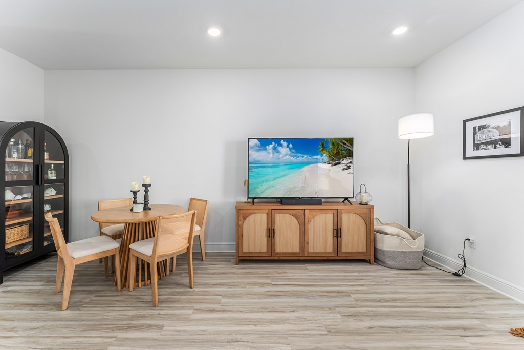 380 Salt Creek Ln, 32456