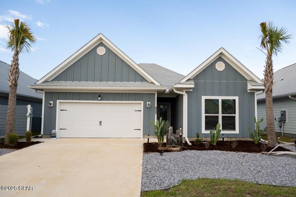 825 Backwater Rd, Port St. Joe 32456