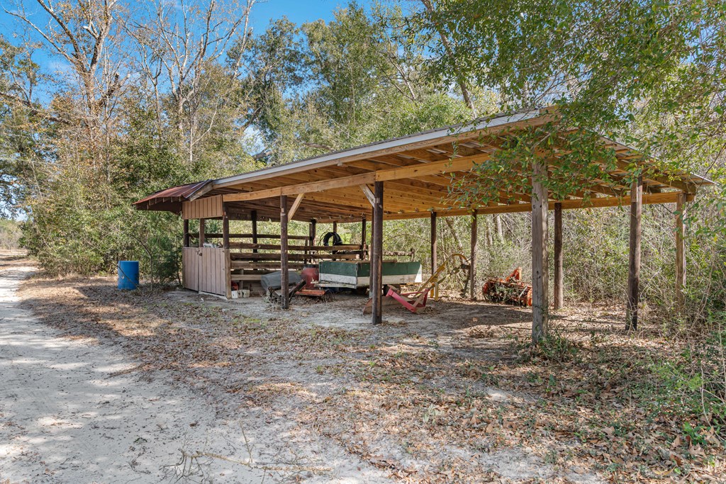 250 Blake Dr, 32465