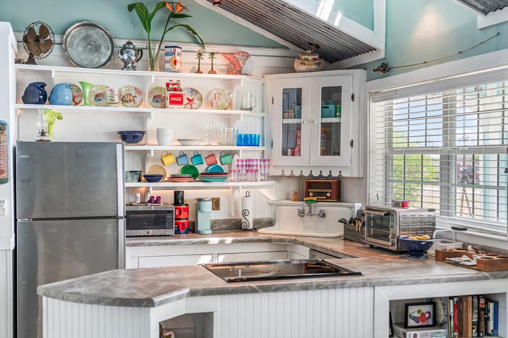 7372 Georgia Ave, Port St. Joe 32456