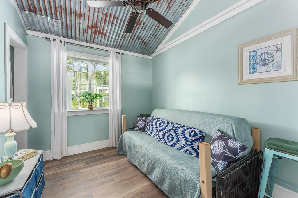 7372 Georgia Ave, Port St. Joe 32456