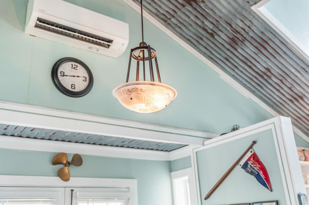 7372 Georgia Ave, Port St. Joe 32456