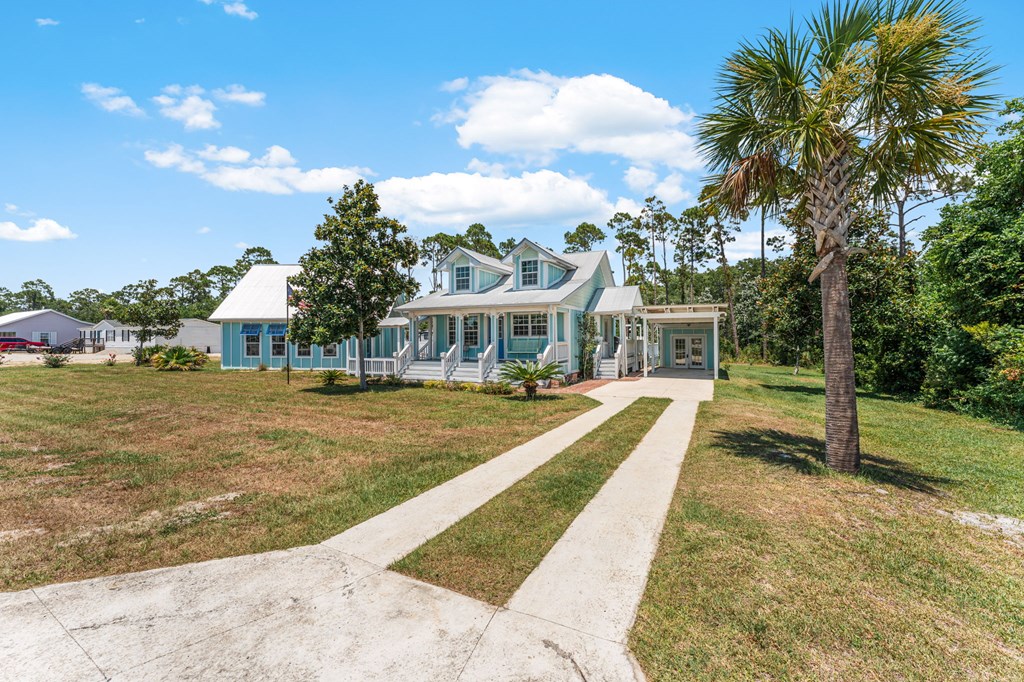 7372 Georgia Ave, Port St. Joe 32456