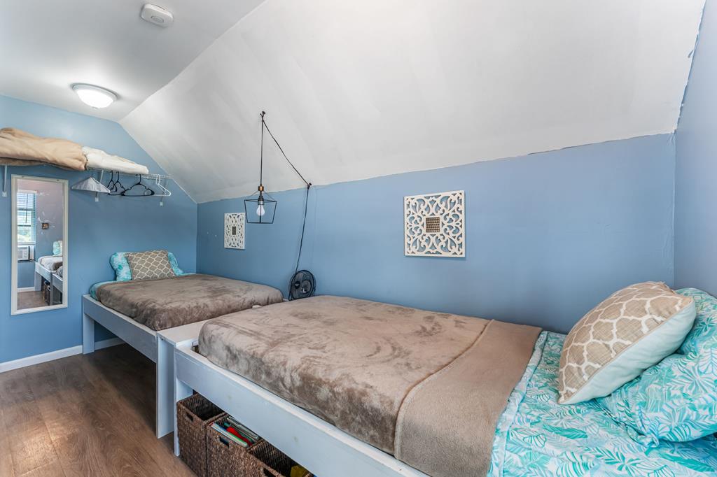 7372 Georgia Ave, Port St. Joe 32456