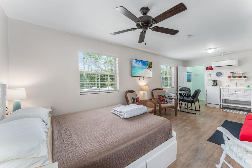 7372 Georgia Ave, Port St. Joe 32456