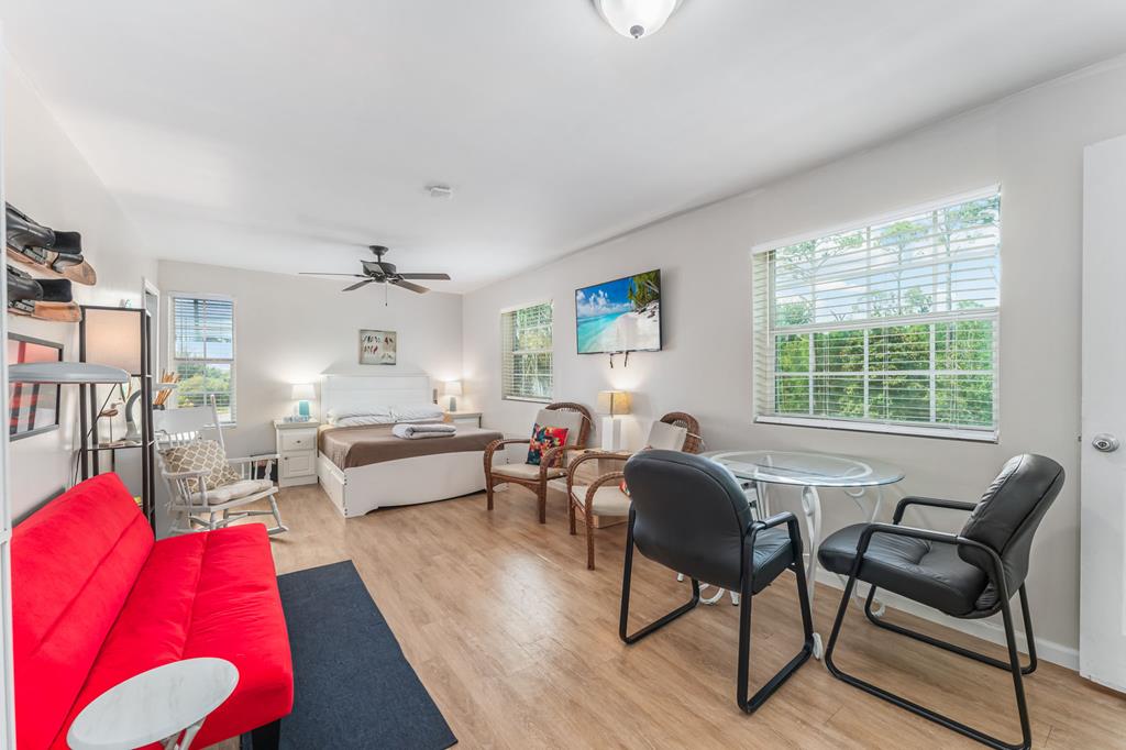 7372 Georgia Ave, Port St. Joe 32456