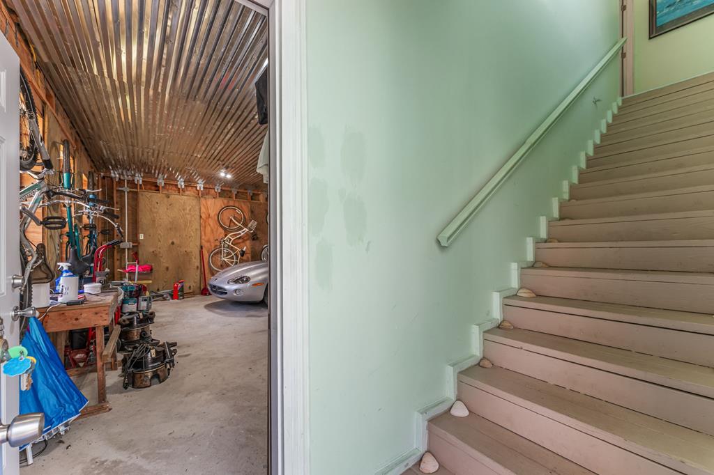 7372 Georgia Ave, Port St. Joe 32456
