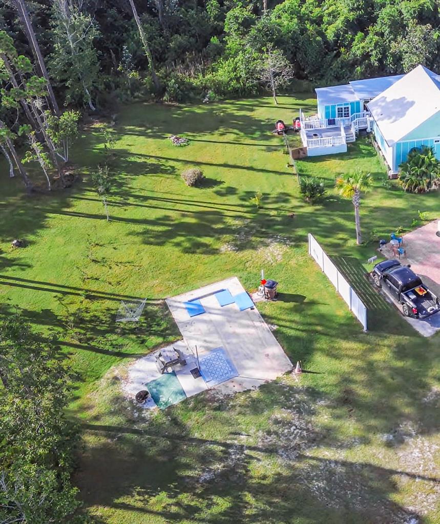 7372 Georgia Ave, Port St. Joe 32456