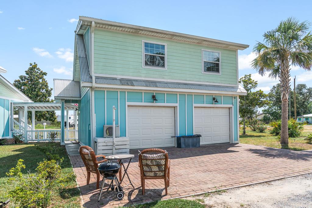 7372 Georgia Ave, Port St. Joe 32456