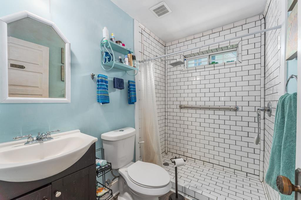 7372 Georgia Ave, Port St. Joe 32456