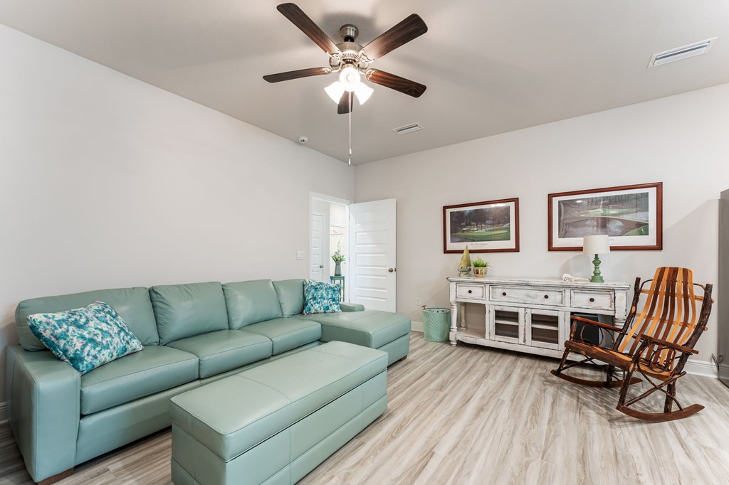 937 Backwater Rd, Port St. Joe 32456