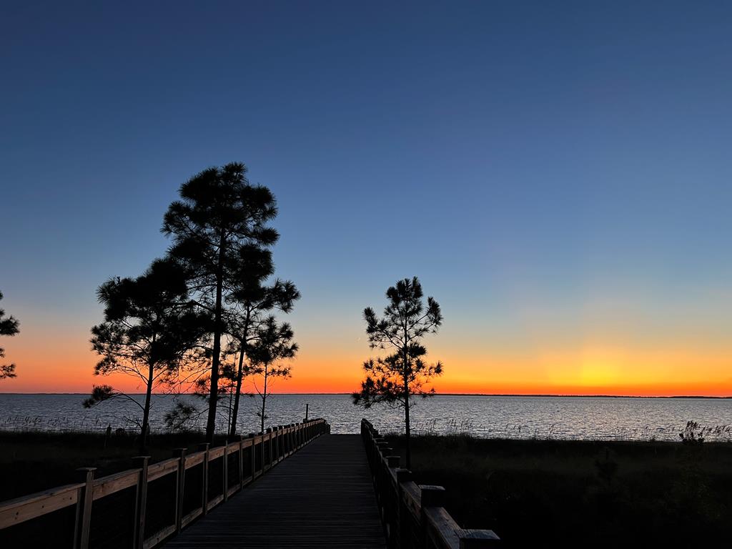 937 Backwater Rd, Port St. Joe 32456