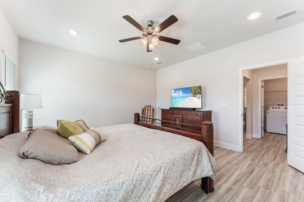 937 Backwater Rd, Port St. Joe 32456