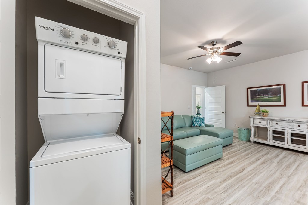 937 Backwater Rd, Port St. Joe 32456