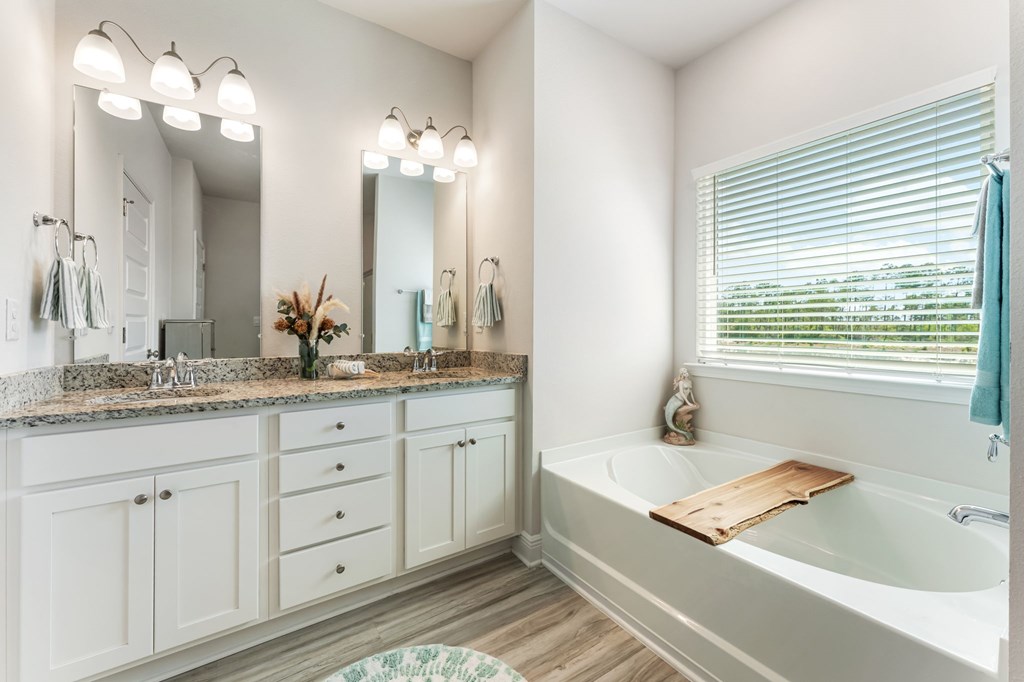 937 Backwater Rd, Port St. Joe 32456