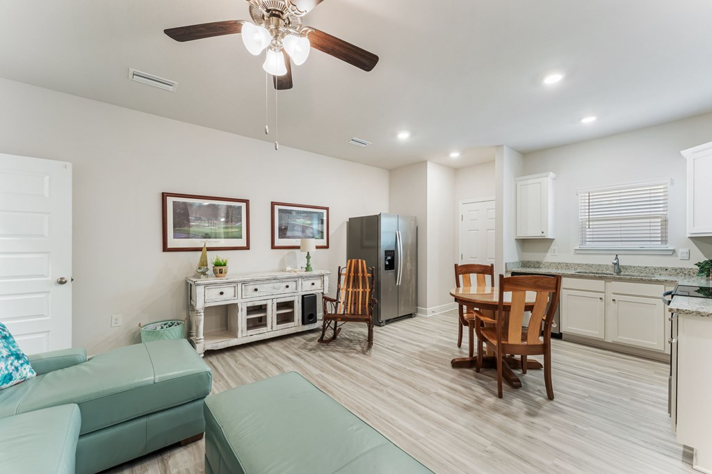 937 Backwater Rd, Port St. Joe 32456