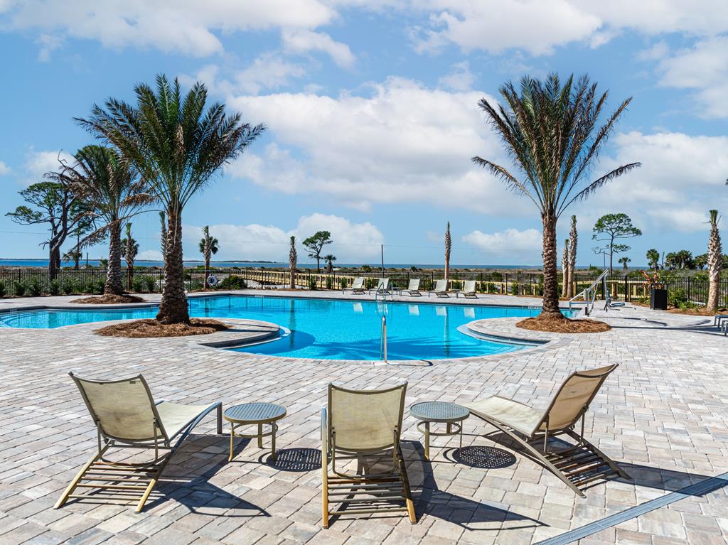 937 Backwater Rd, Port St. Joe 32456