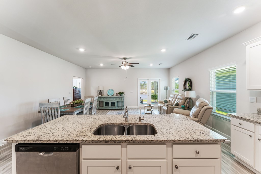 937 Backwater Rd, Port St. Joe 32456