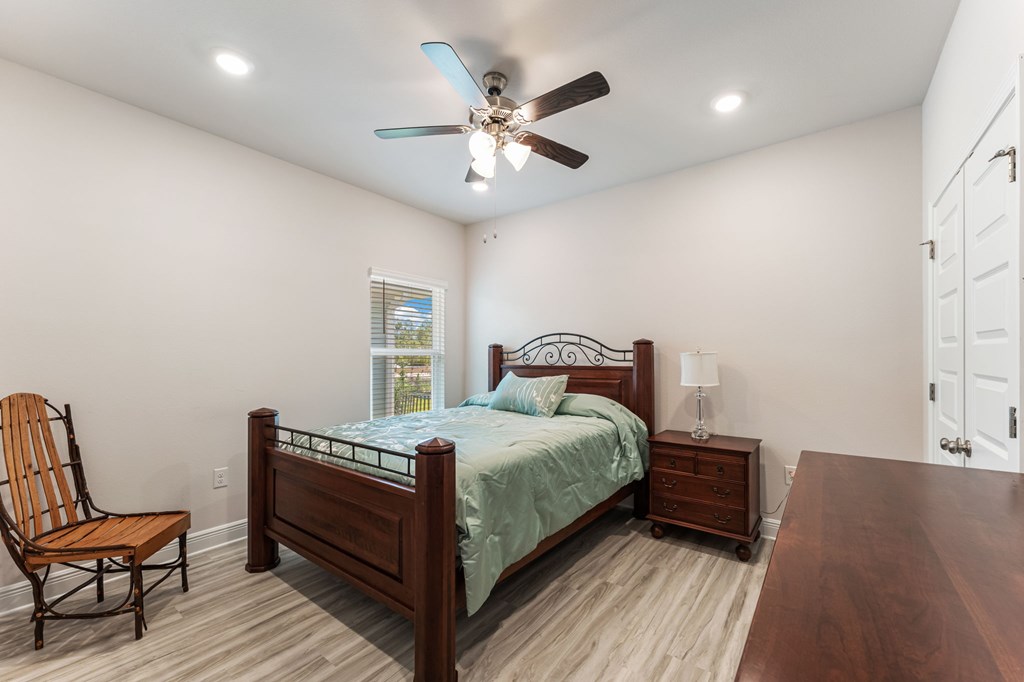937 Backwater Rd, Port St. Joe 32456