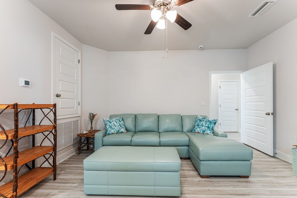 937 Backwater Rd, Port St. Joe 32456