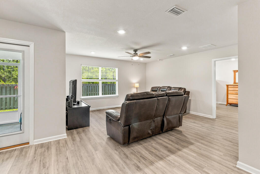 171 Cades Ct, Port St. Joe 32456