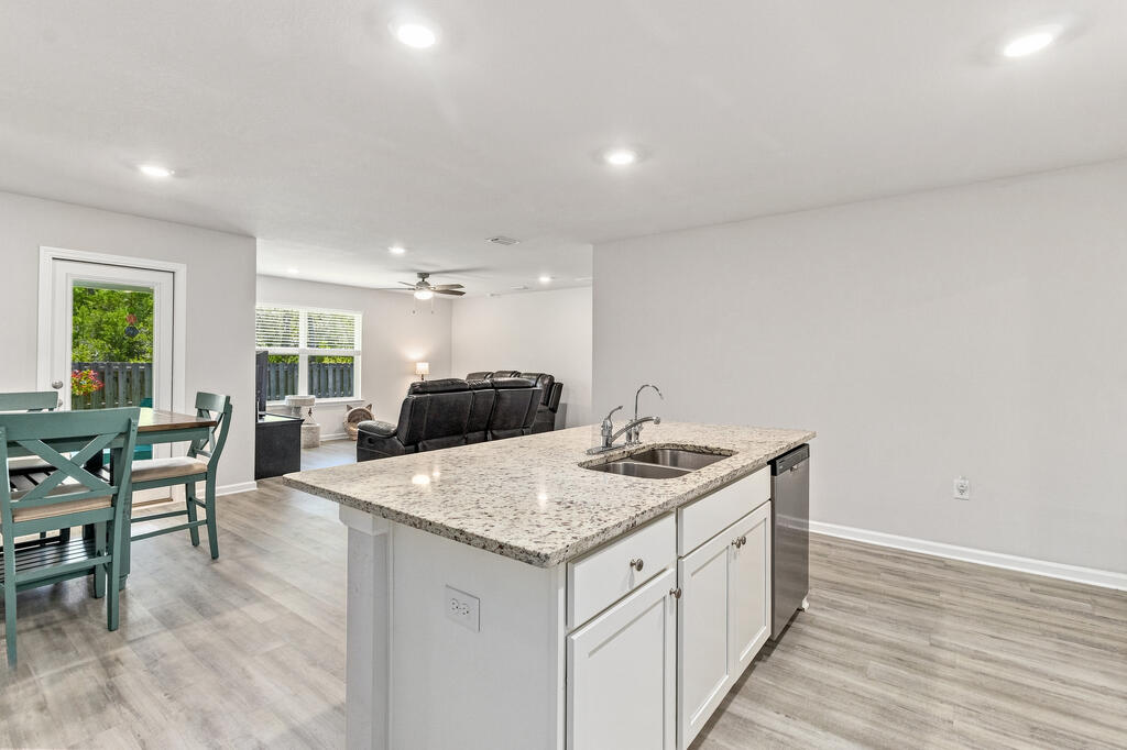 171 Cades Ct, Port St. Joe 32456