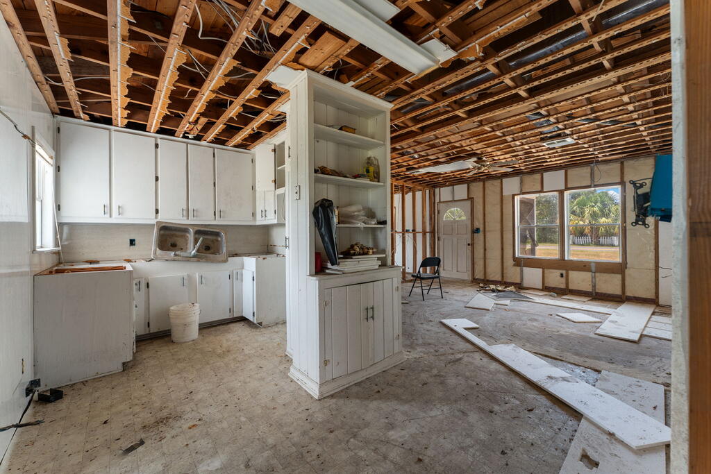 118 Gulf St, Port St. Joe 32456