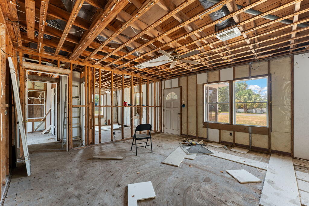118 Gulf St, Port St. Joe 32456