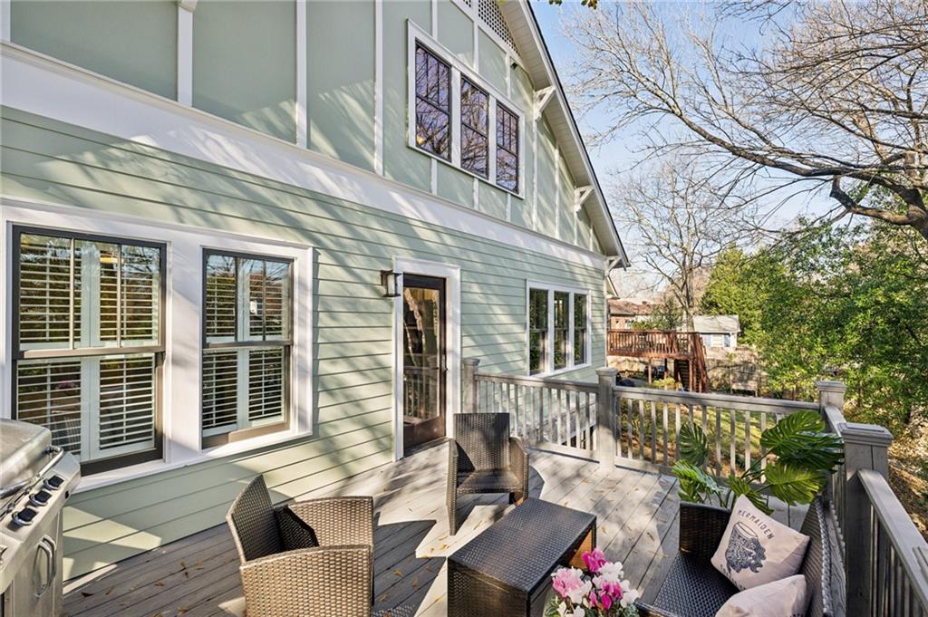 425 Hardendorf Avenue NE