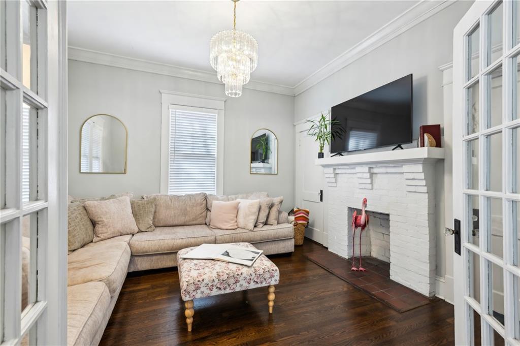 996 Blue Ridge Avenue NE
