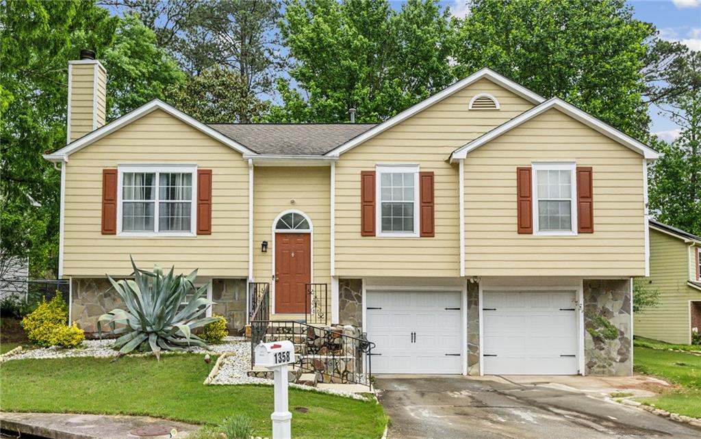 1358 Stoneleigh Way