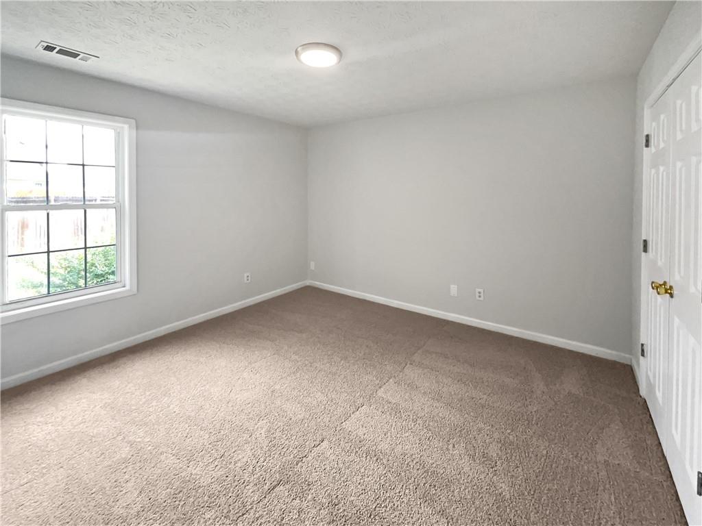 5480 Walnut Lane