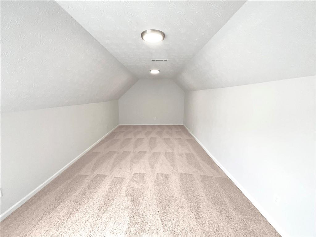 5480 Walnut Lane