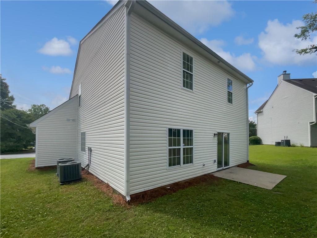 5480 Walnut Lane