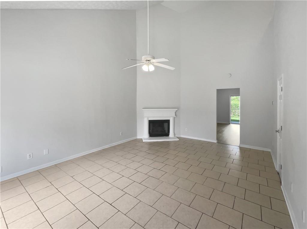 5480 Walnut Lane