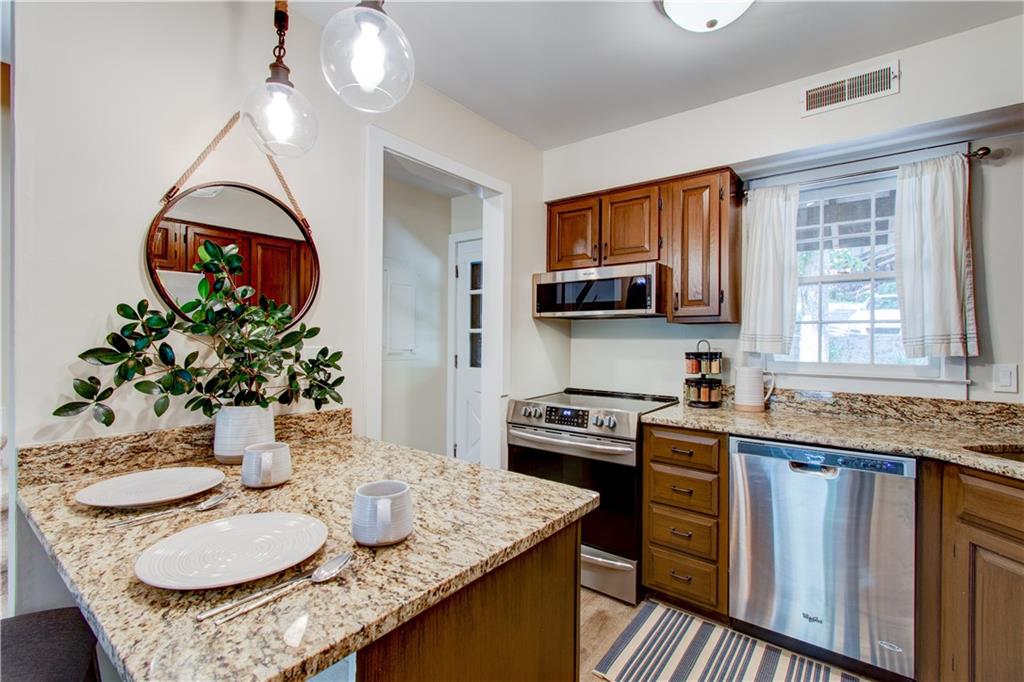 7 Mountain View Court
