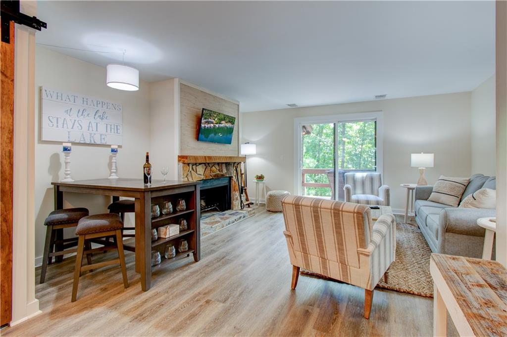 7 Mountain View Court