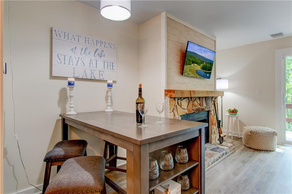 7 Mountain View Court