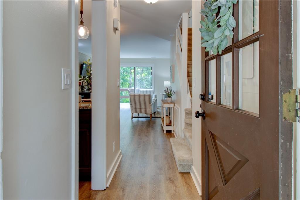 7 Mountain View Court