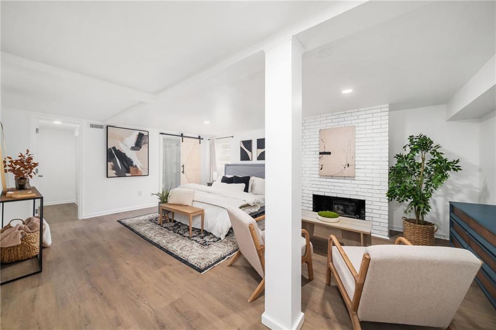 108 Burbank Drive SW