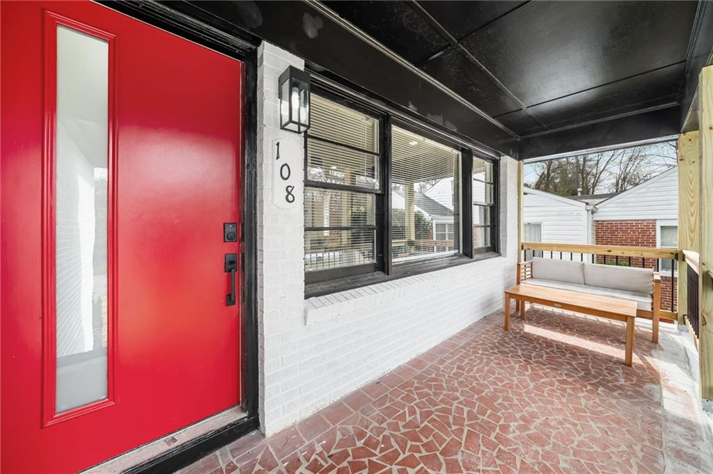 108 Burbank Drive SW