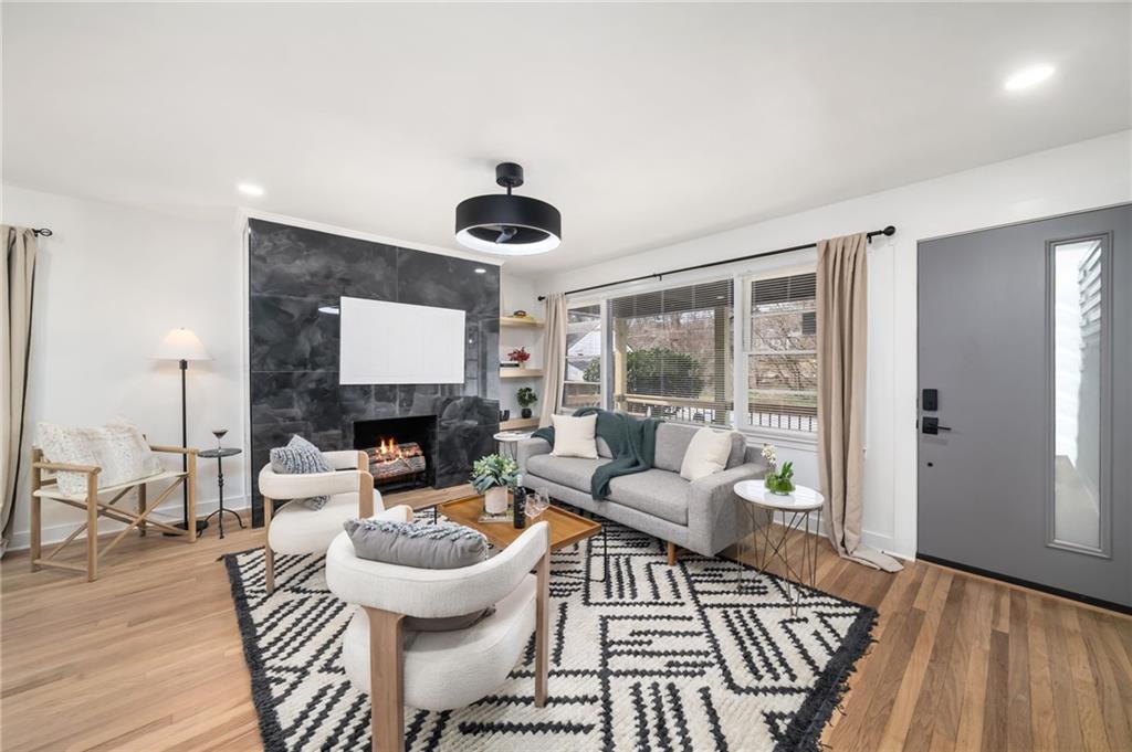 108 Burbank Drive SW